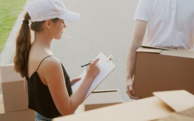 How Far in Advance Must Homeowners Book Movers for Month-End Peak Dates?
